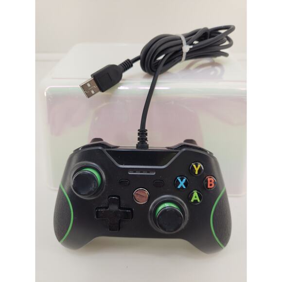 Wired USB Controller for Xbox One WTYX-618 Black Green Tested - Picture 1 of 4
